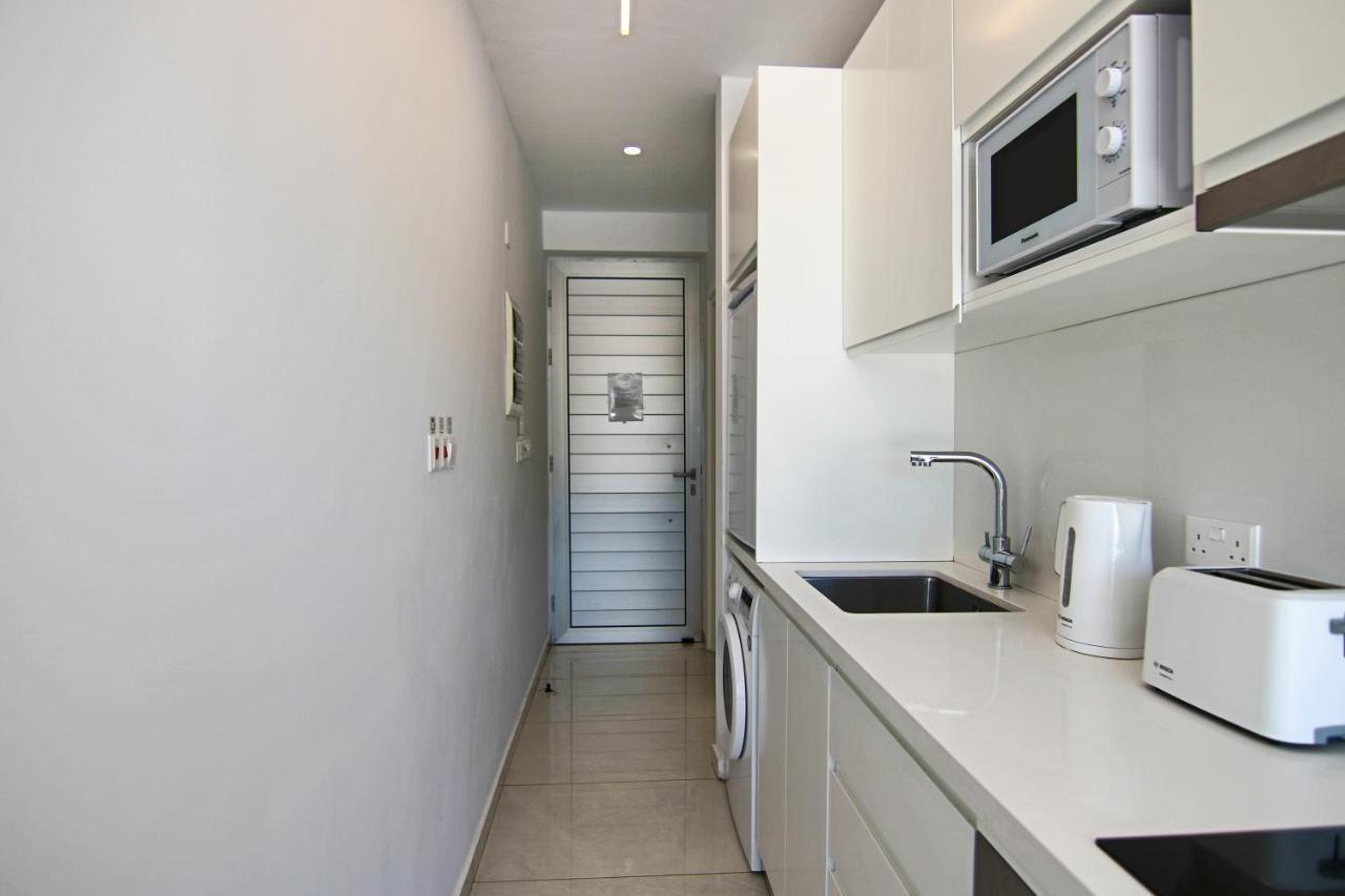 Phaedrus Living - Seaside Luxury Flat Harbour 104 Daire Pafos Dış mekan fotoğraf