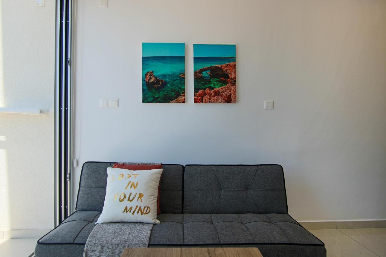 Phaedrus Living - Seaside Luxury Flat Harbour 104 Daire Pafos Dış mekan fotoğraf